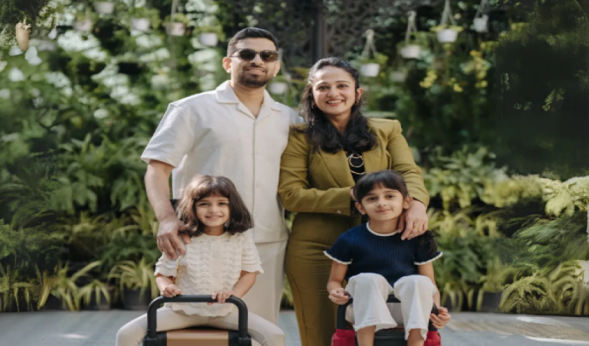 Bootstrapped Kolkata Startup With 1 Lakh+ Customers Launches India’s First Cabin Luggage That Can Safely Carry And Ride Kids
